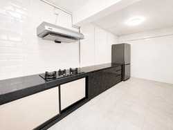Blk 219A Jurong East Street 21 (Jurong East), HDB 5 Rooms #594653901